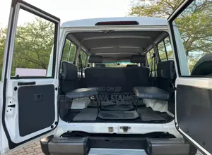Toyota Land Cruiser 2015 White