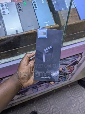 New Samsung Galaxy Z Flip6 256 GB Black