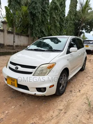Toyota IST 2006 Pearl