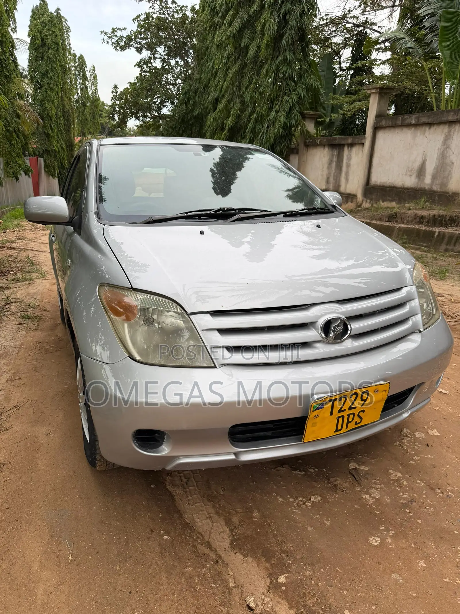 Toyota IST 2006 Silver