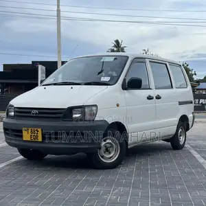 Toyota Noah 2001 White