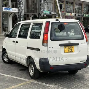 Toyota Noah 2001 White