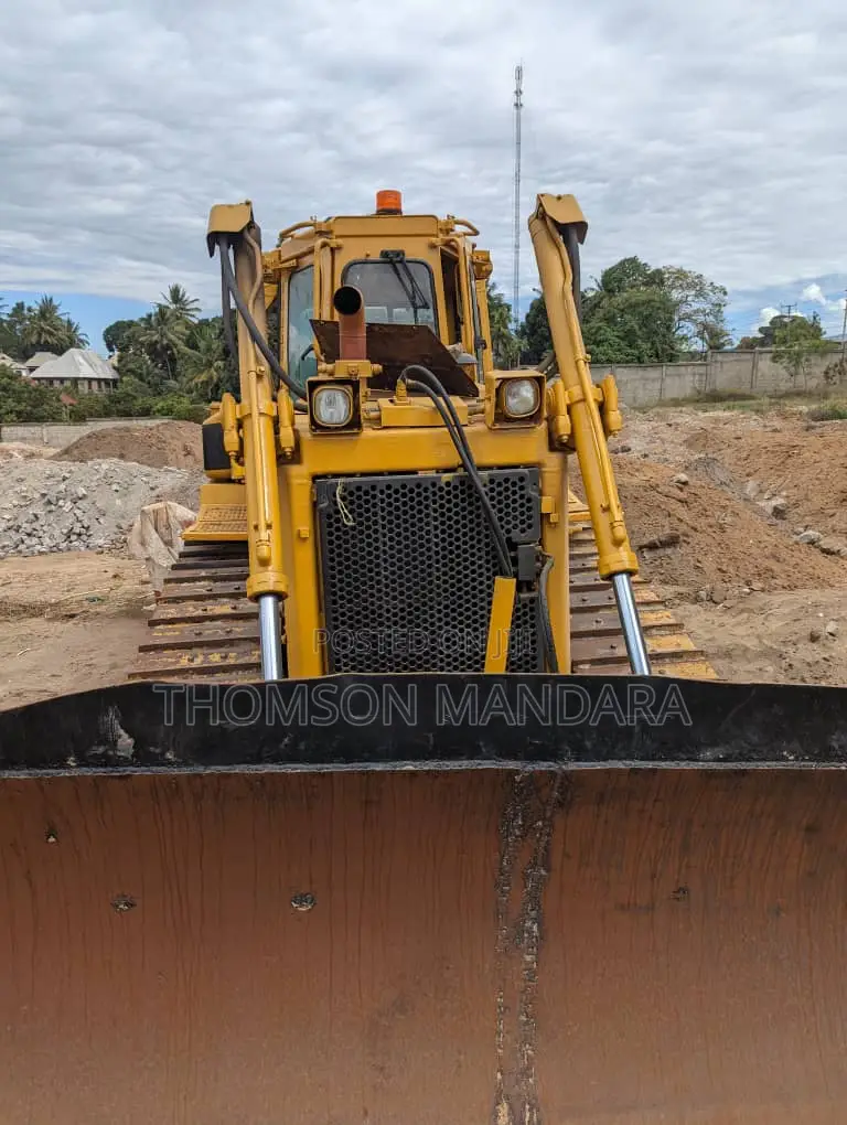 Caterpilar D6 Bulldozer