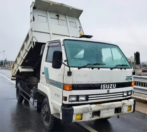 Isuzu Juston Ton 4