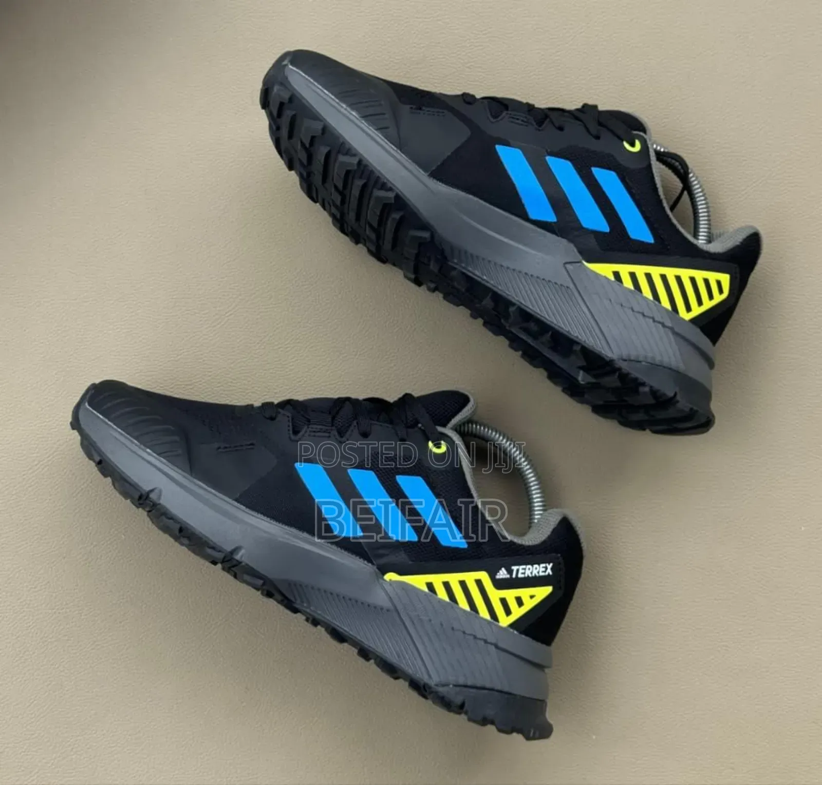 Adidas Sneakers Kali Mpya