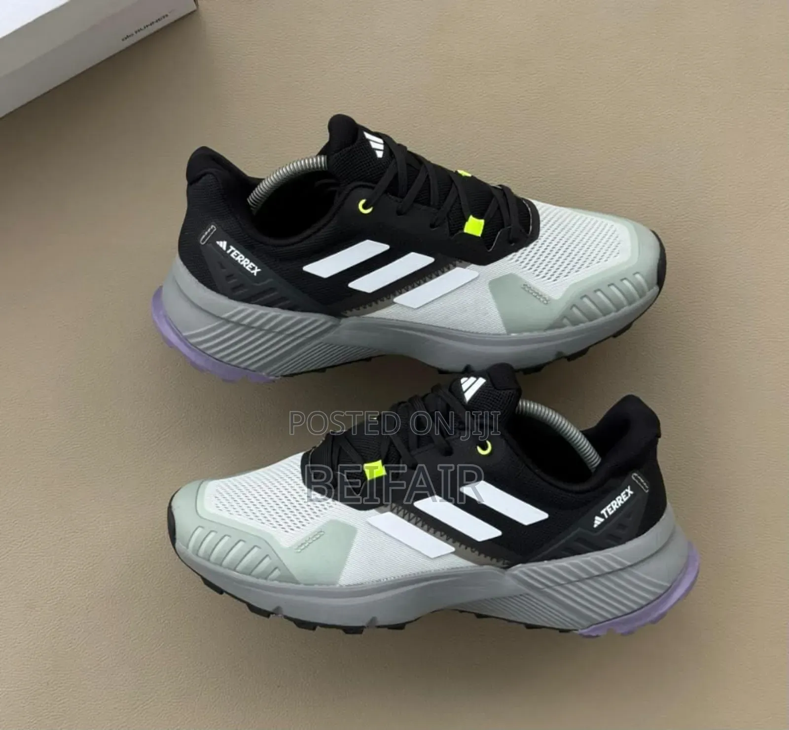 Adidas Sneakers Kali Mpya