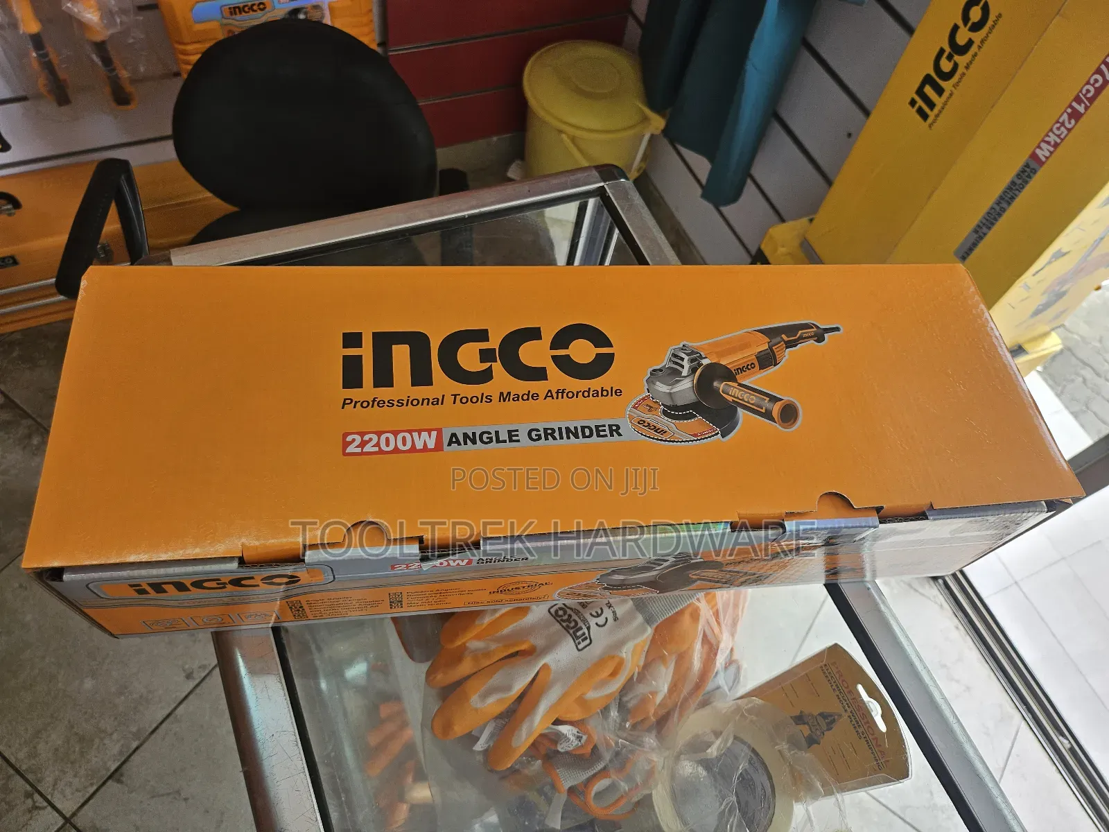 Angle Grinder 2200w Ingco