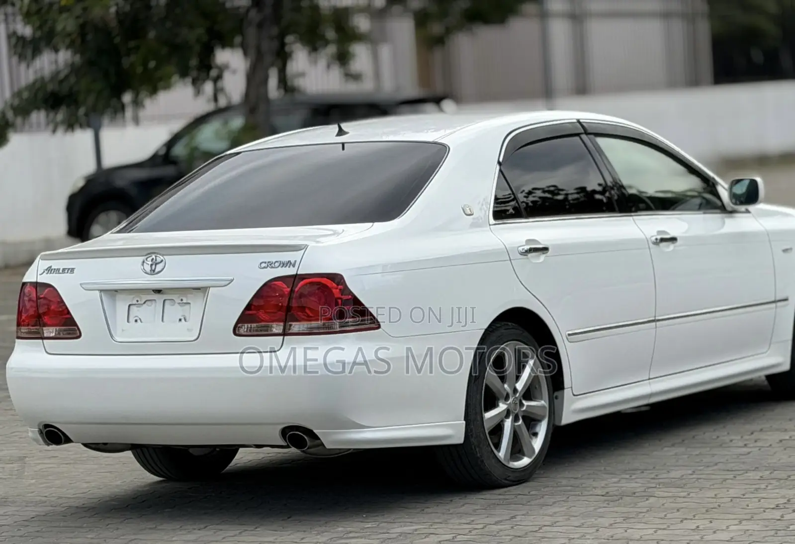 Toyota Crown 2006 White