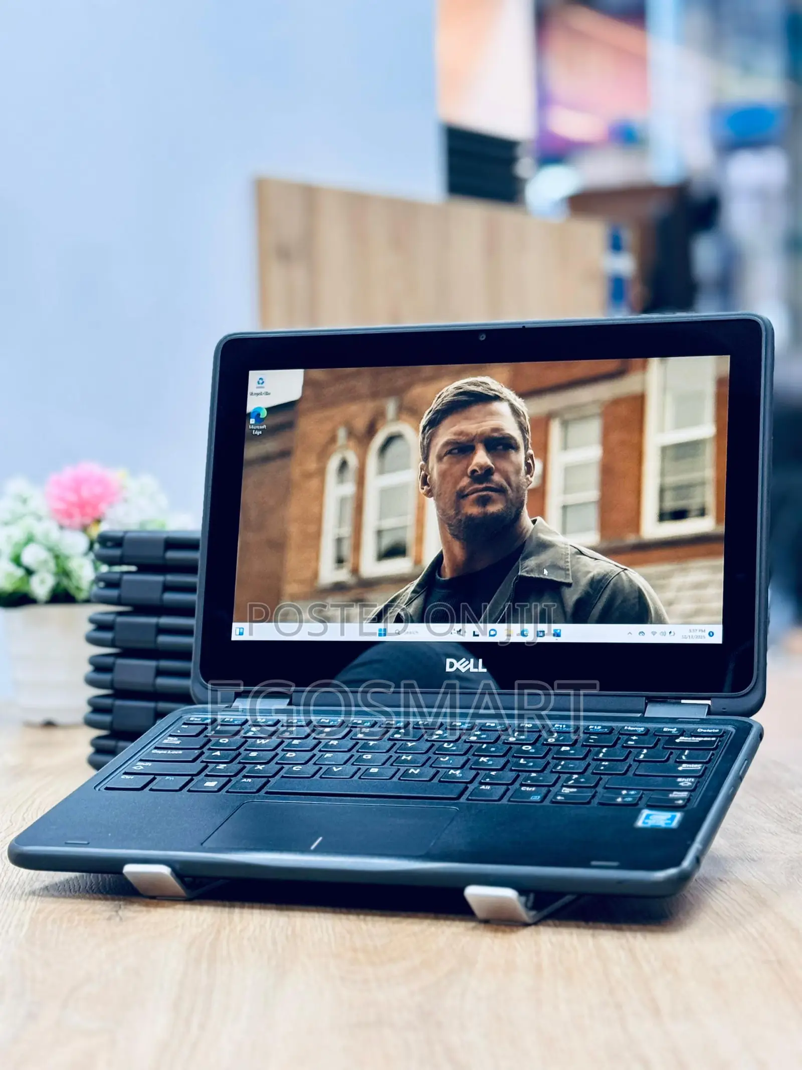 New Laptop Dell Latitude 11 3190 4GB Intel SSD 128GB