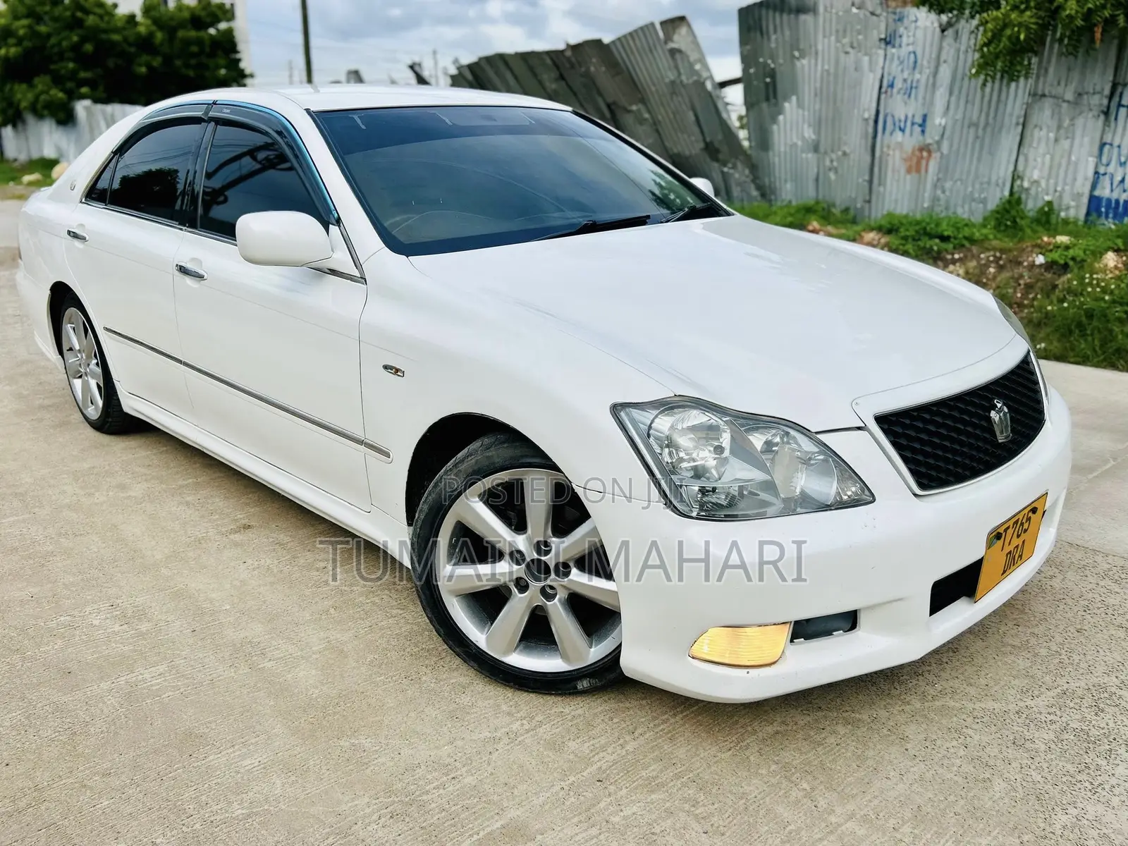 Toyota Crown Royale 2005 White