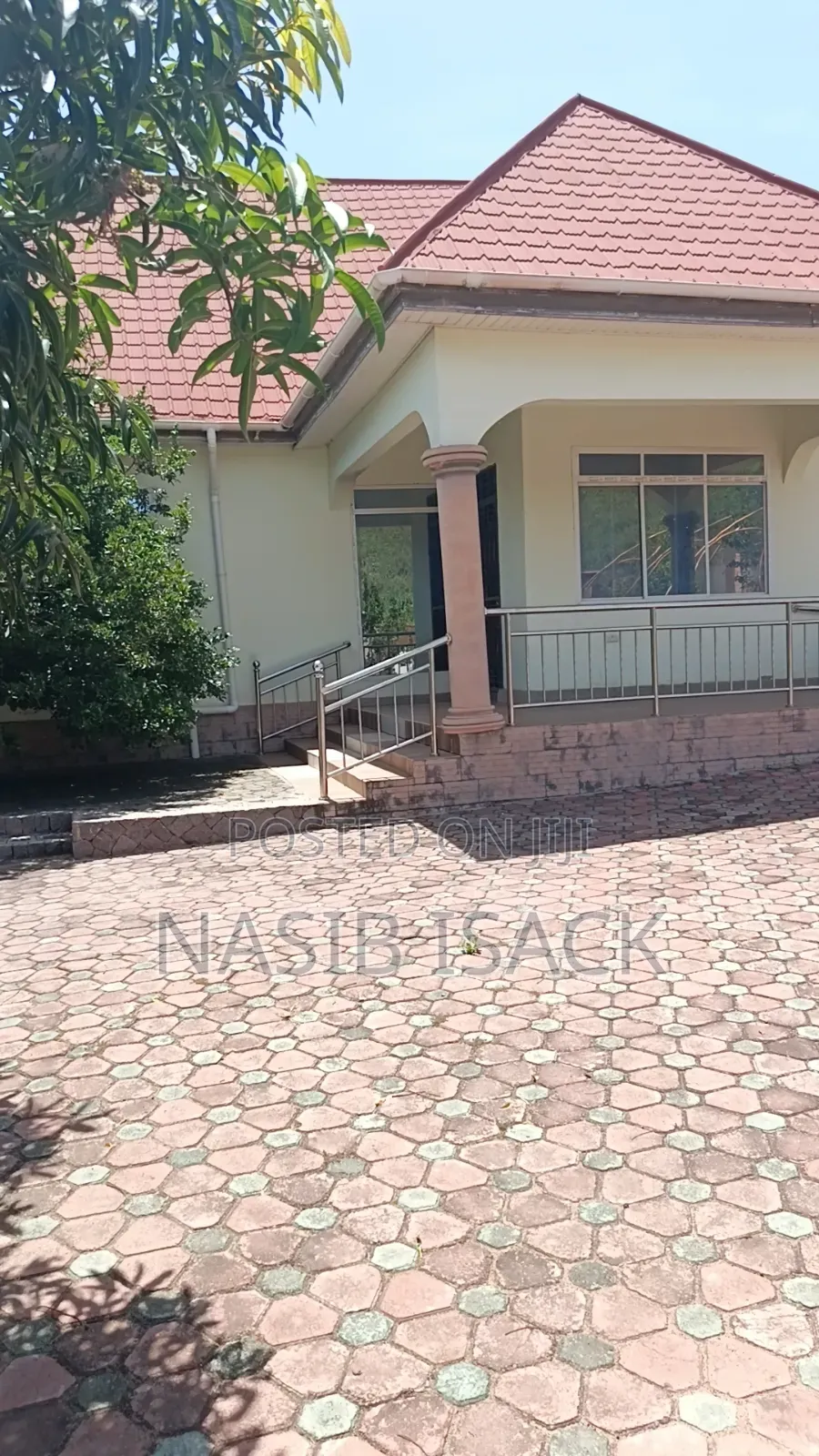 Furnished 3bdrm House in Nyamongoro for sale