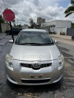 Toyota Auris 1.4 VVTi 2008 Silver