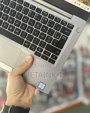 Laptop Dell Latitude 7300 16GB Intel Core i7 SSHD (Hybrid) 256GB