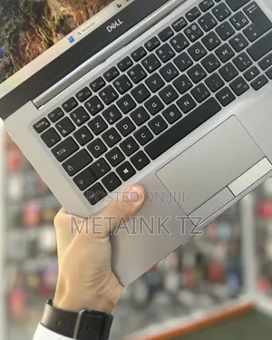 Laptop Dell Latitude 7300 16GB Intel Core i7 SSHD (Hybrid) 256GB