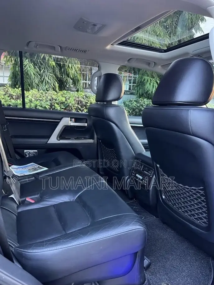 Toyota Land Cruiser 2021 Black