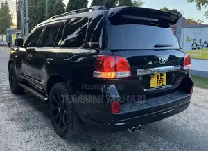 Toyota Land Cruiser 2021 Black