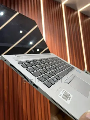 Laptop HP EliteBook 830 G5 8GB Intel Core i7 SSHD (Hybrid) 256GB