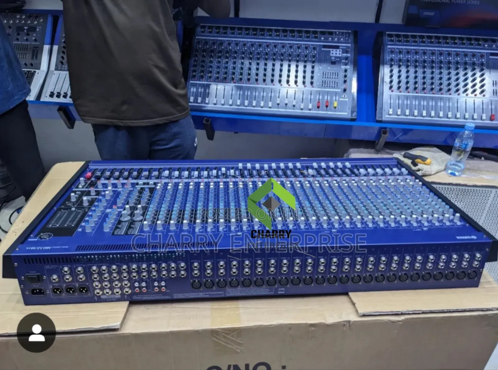 Original Yamaha Mixer (Mixer Kavu)Pre- Mixer24 Channel