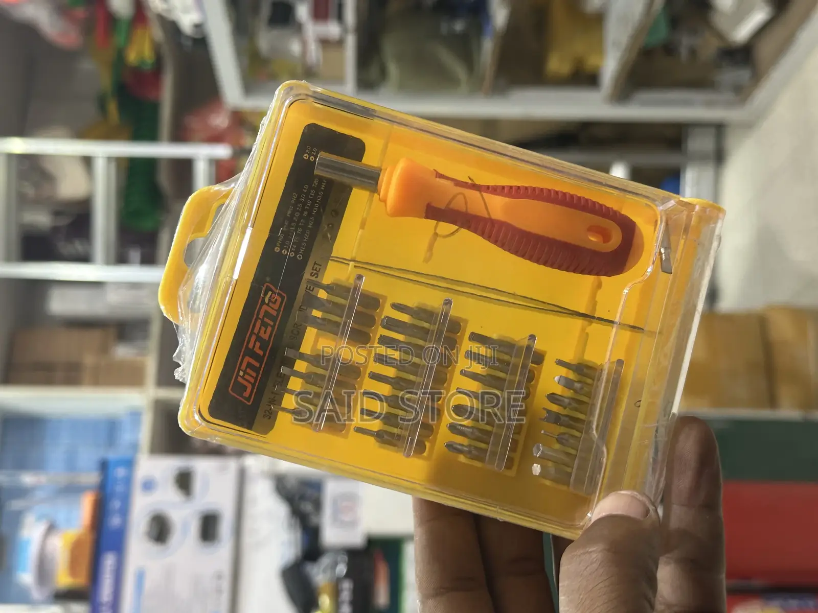 32 in 1 Portable Screwdriver Precision Screwdriver Set Magnetic Bits