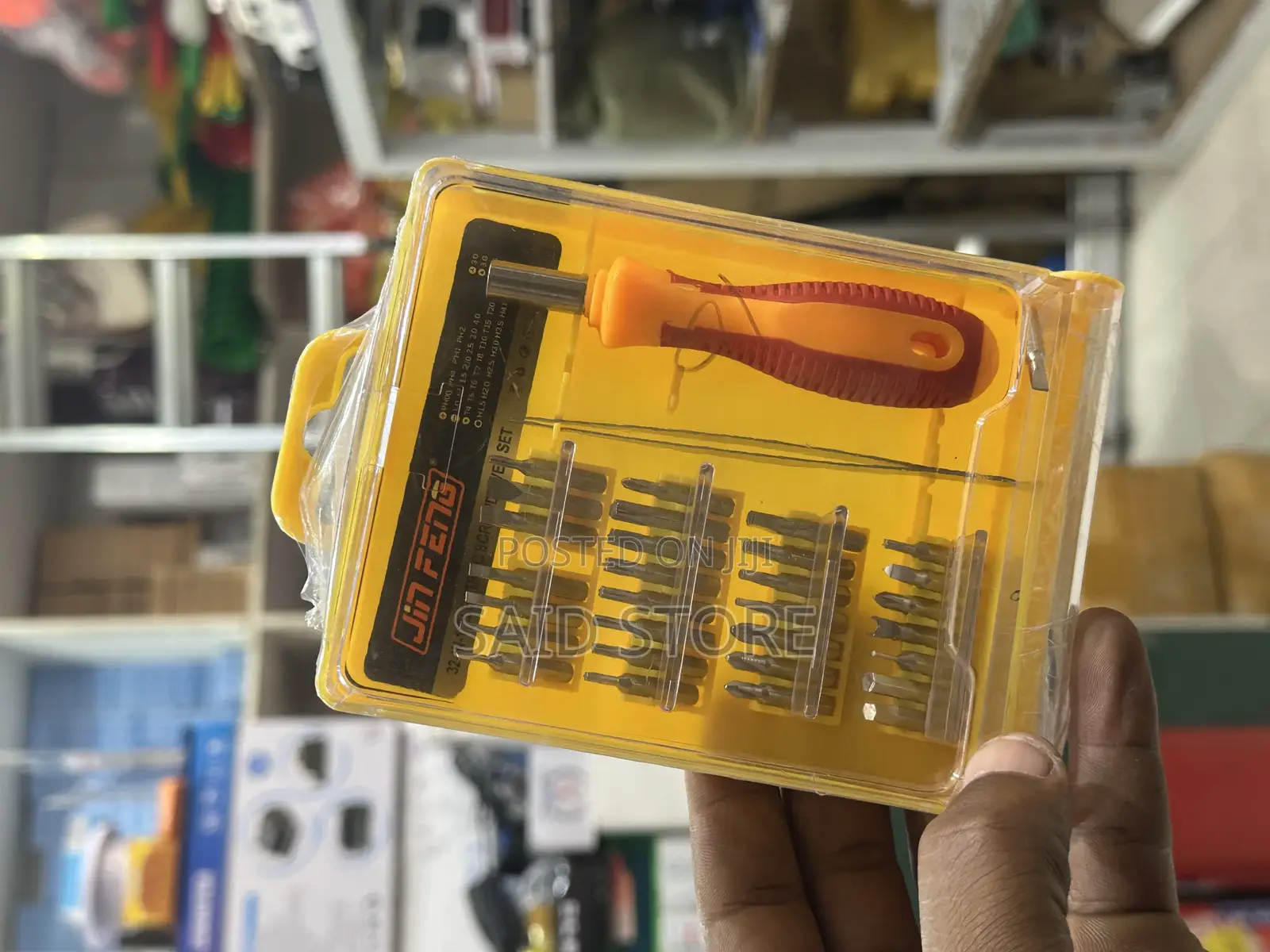 32 in 1 Portable Screwdriver Precision Screwdriver Set Magnetic Bits