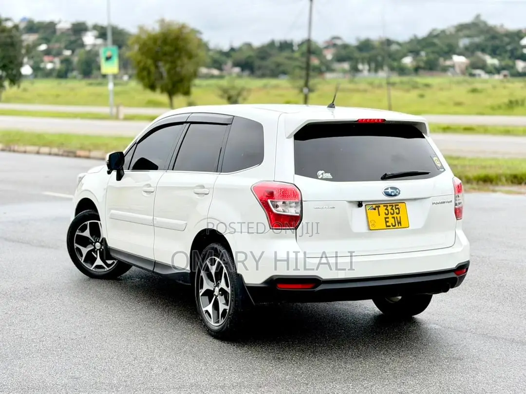 Subaru Forester 2012 White