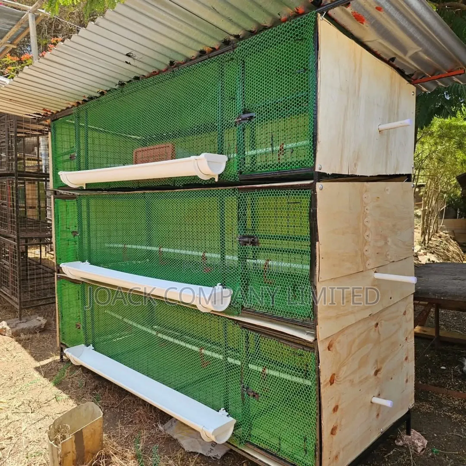 Mabanda Ya Kuku Ya Kuhamishika/ Movable Livestock Houses