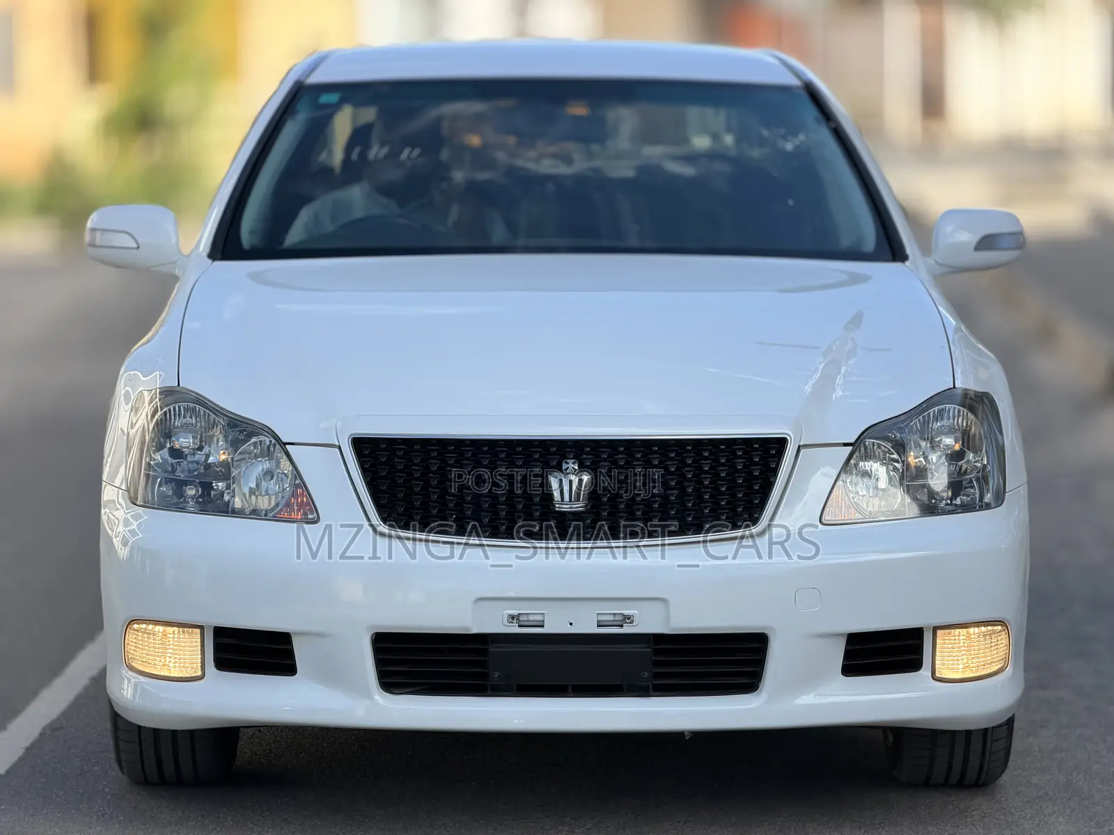 Toyota Crown 2006 White