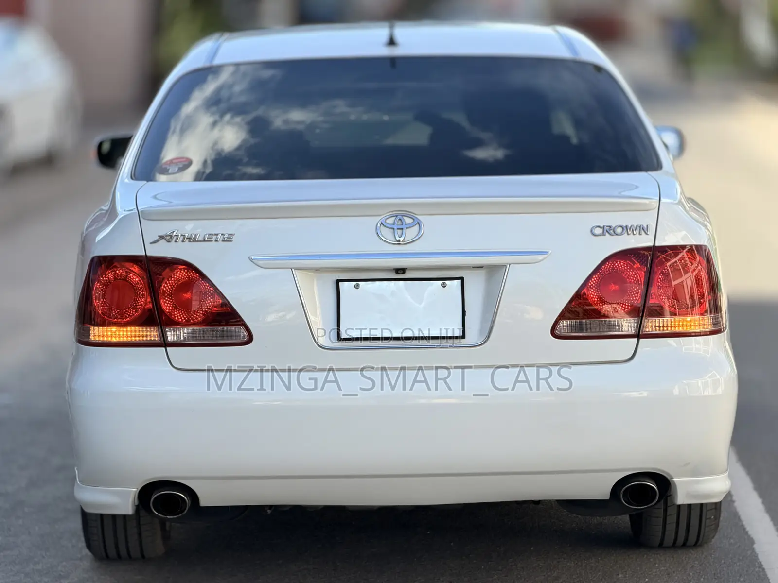 Toyota Crown 2006 White