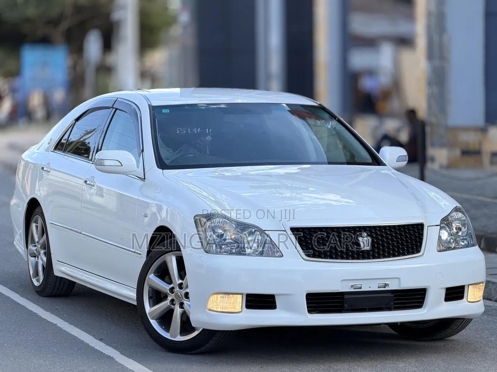 Toyota Crown 2006 White