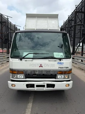 Mitsubishi Fuso 2000 White