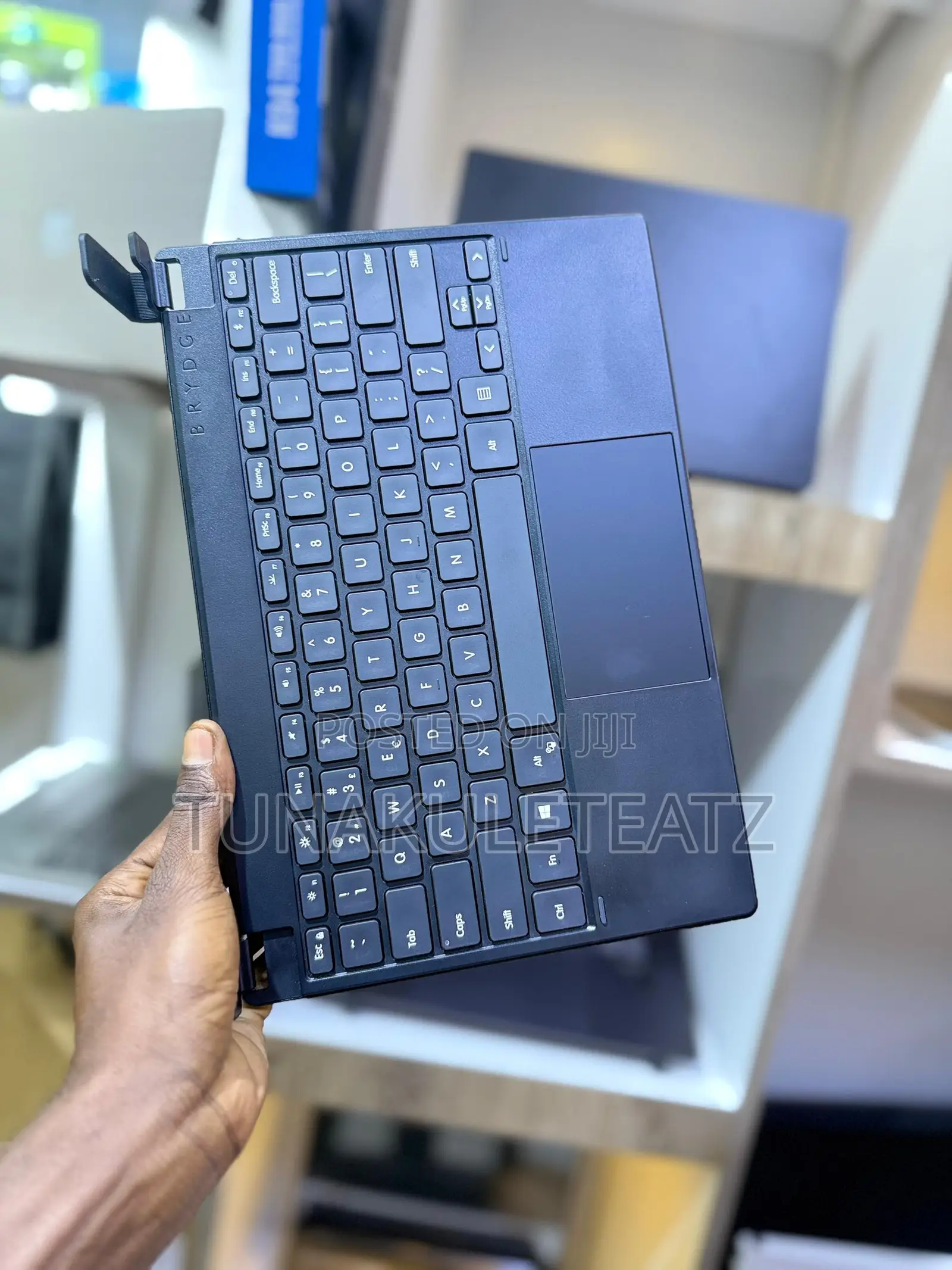 Brydge 12.3 Pro+ Keyboard