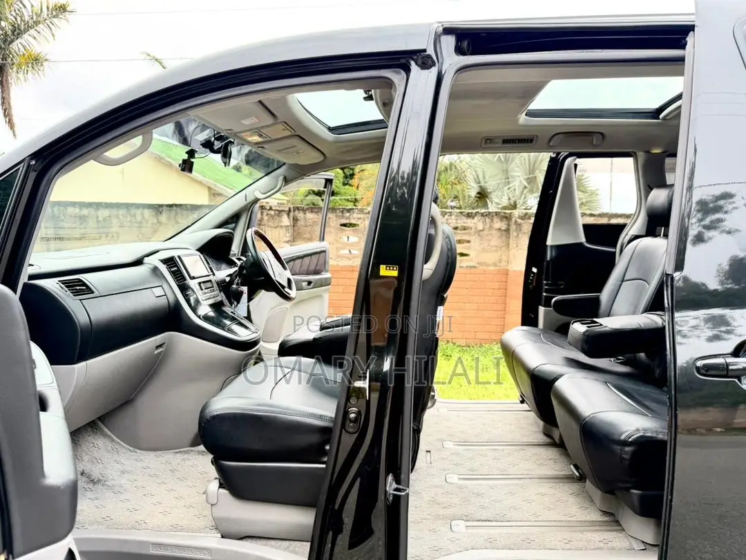 Toyota Alphard 2002 Black