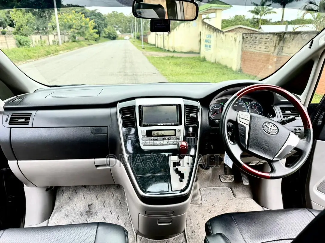 Toyota Alphard 2002 Black