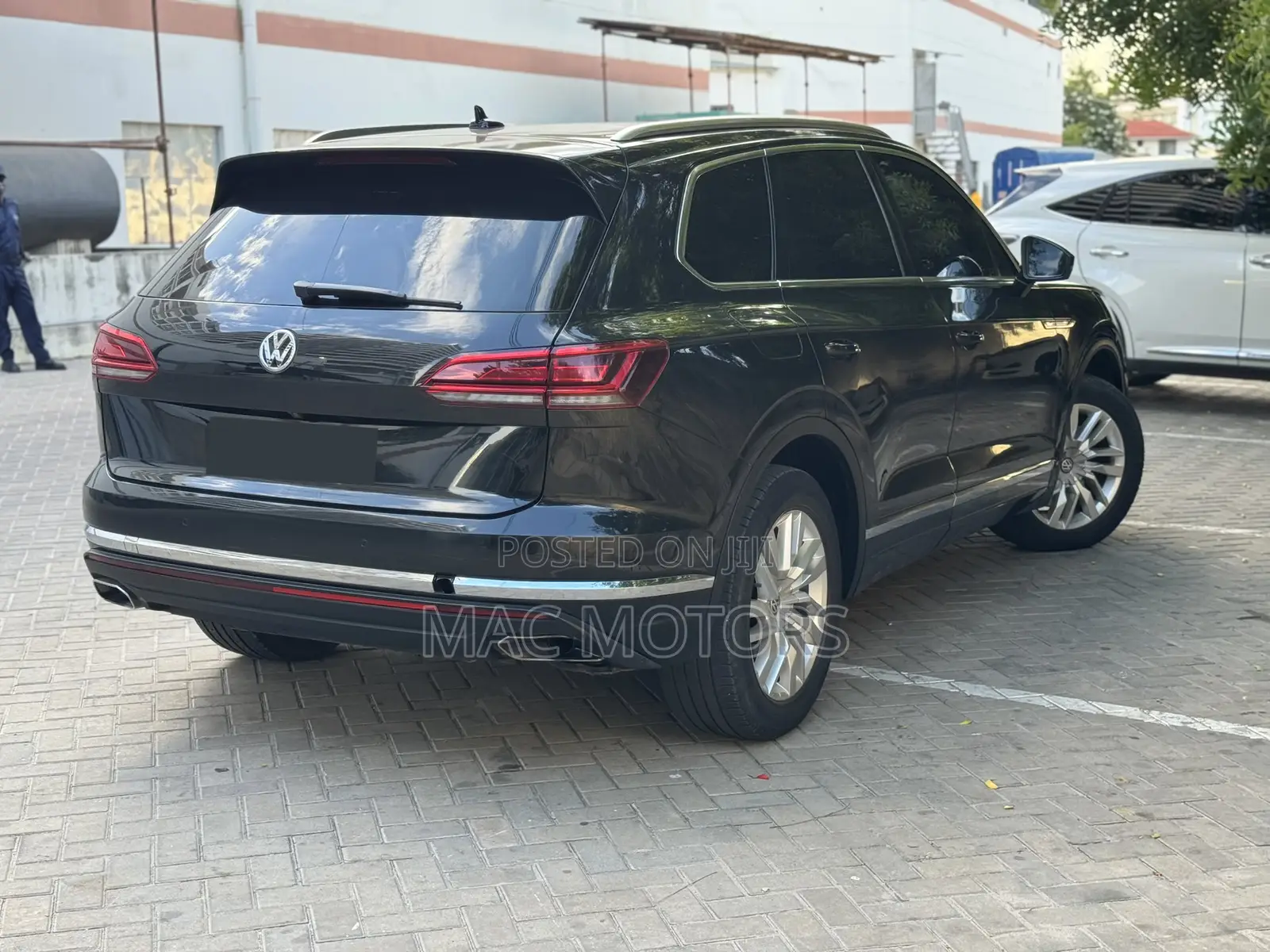 Volkswagen Touareg 2021 Black