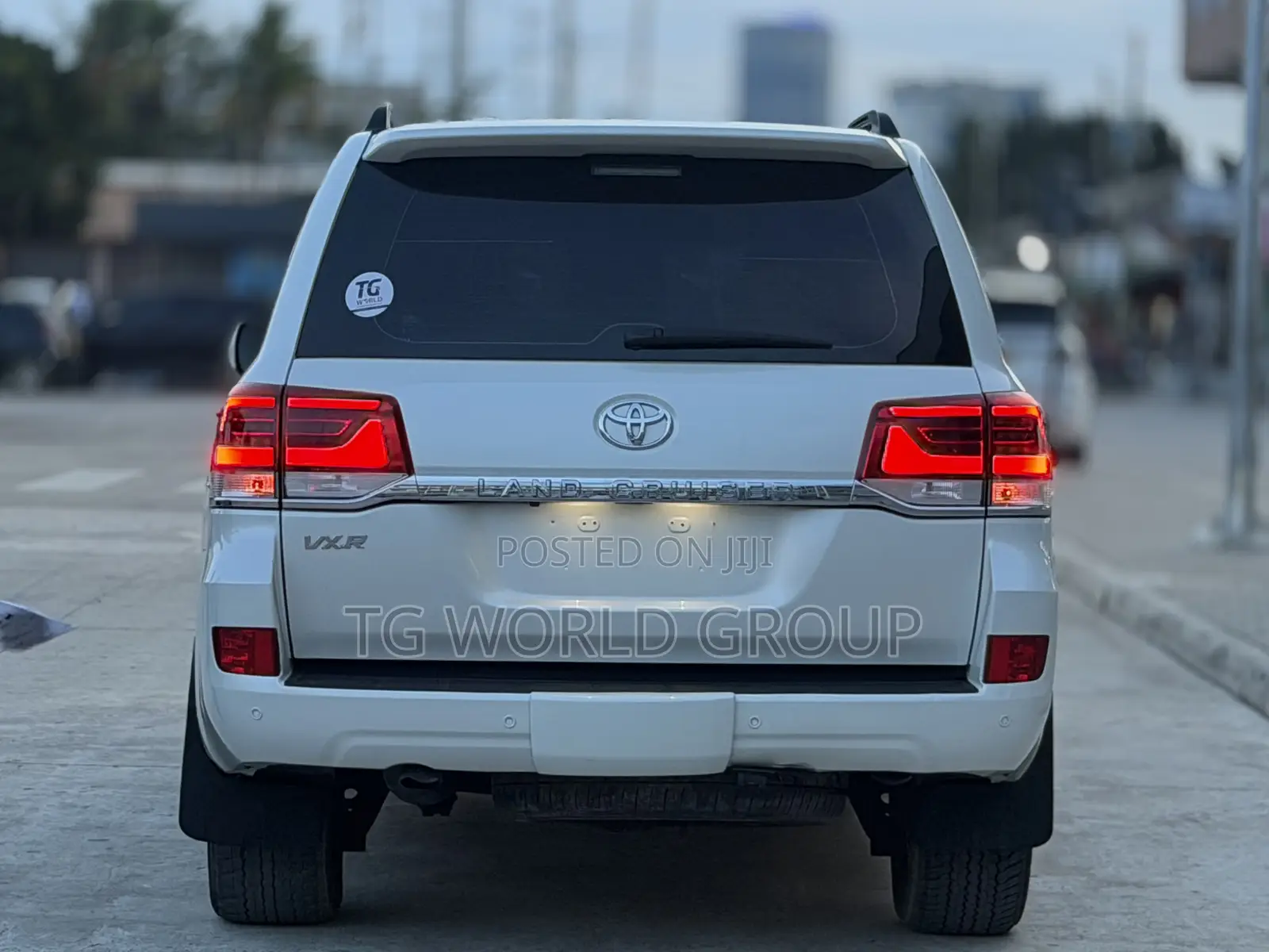 Toyota Land Cruiser 2020 White