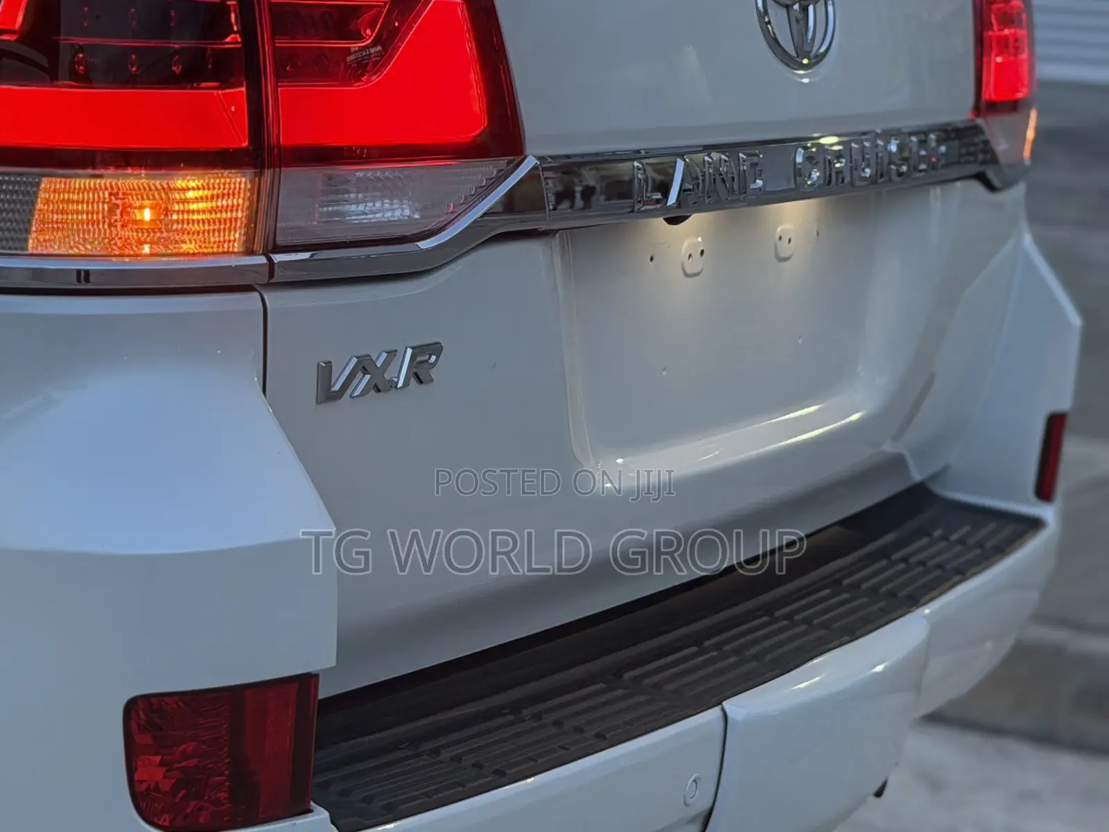 Toyota Land Cruiser 2020 White