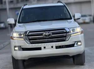 Toyota Land Cruiser 2020 Pearl