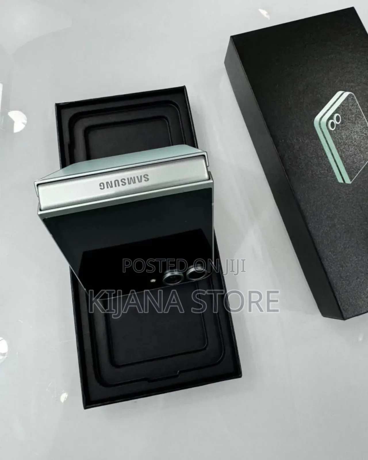 New Samsung Galaxy Z Flip6 256 GB Black