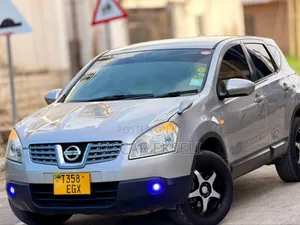 Nissan Dualis 2010 Silver