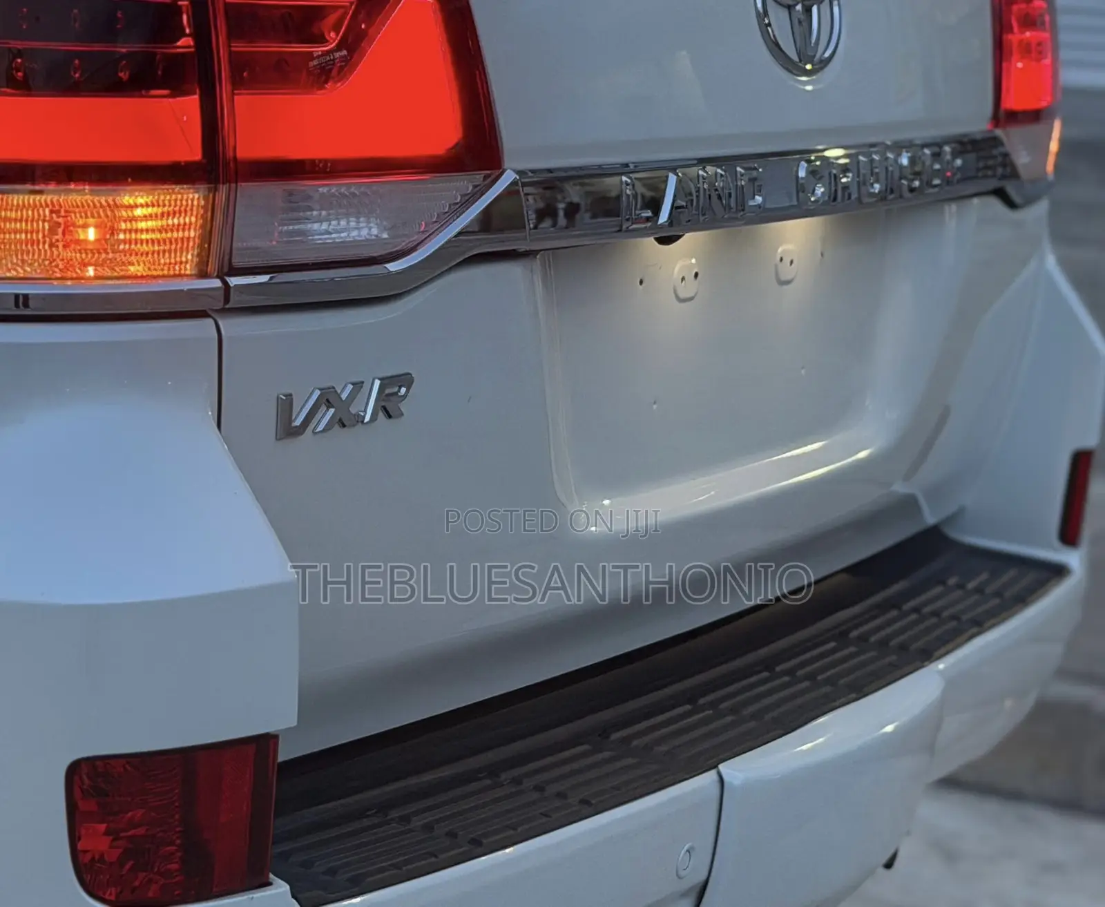 Toyota Land Cruiser 2020 White