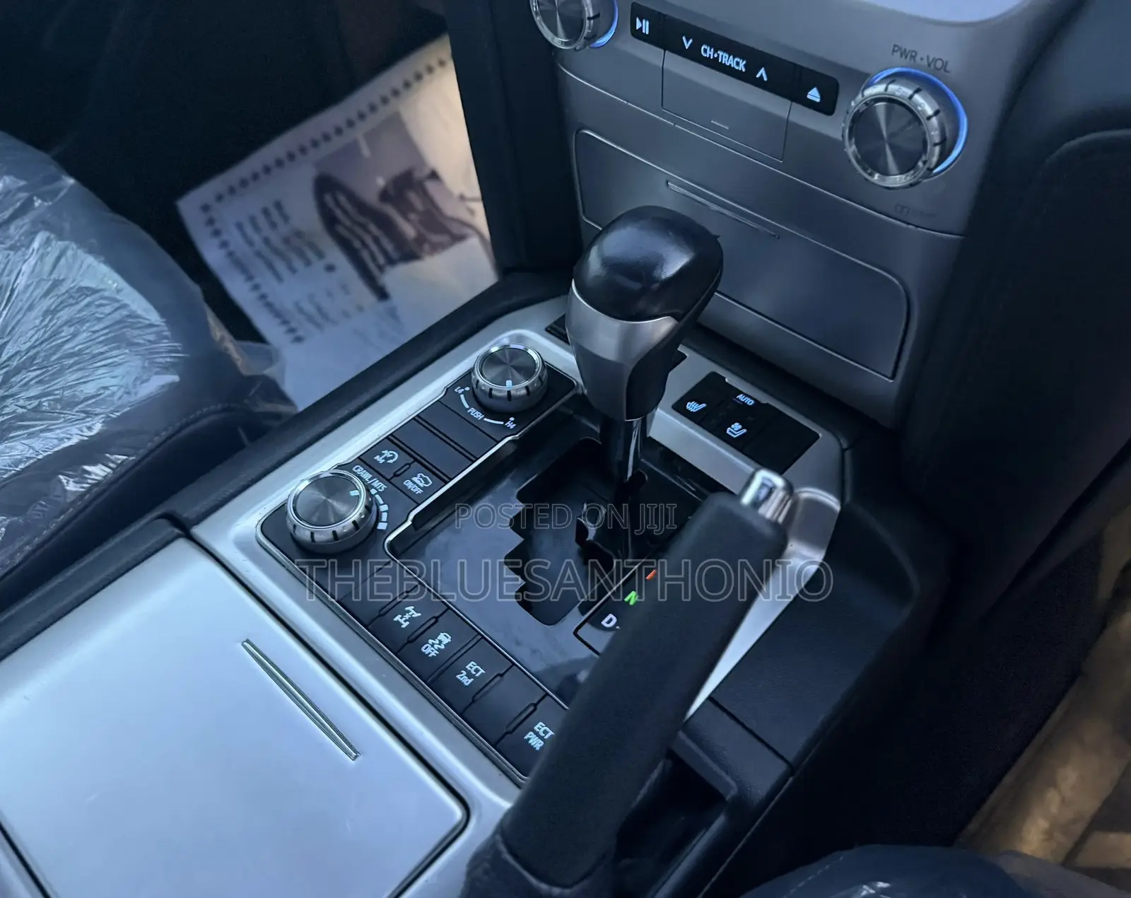 Toyota Land Cruiser 2020 White