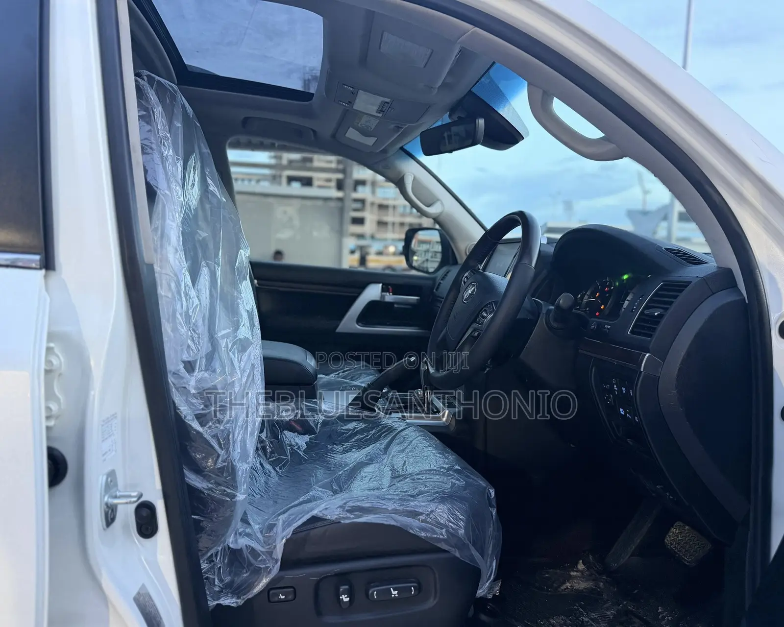Toyota Land Cruiser 2020 White