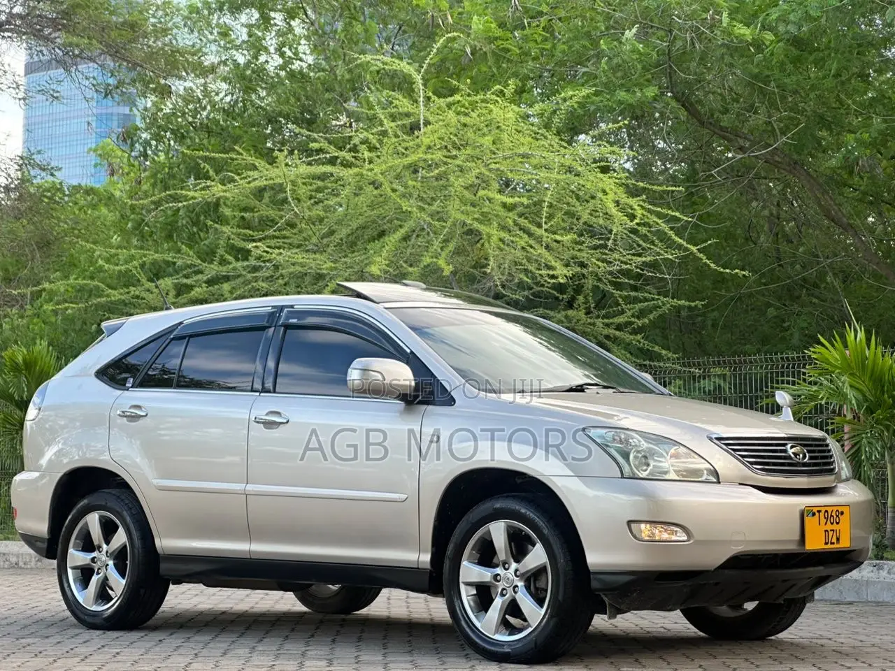 Toyota Harrier 2.4 2005 Beige