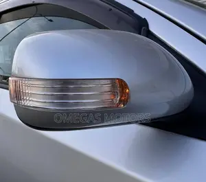 Toyota IST 2009 Silver
