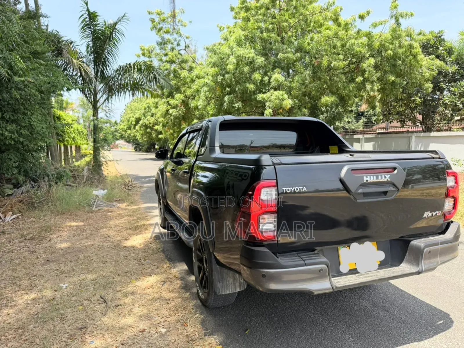 Toyota Hilux 2025 Gray