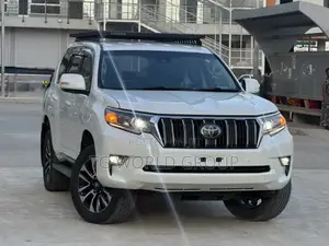 Toyota Land Cruiser Prado 2.8 2023 White