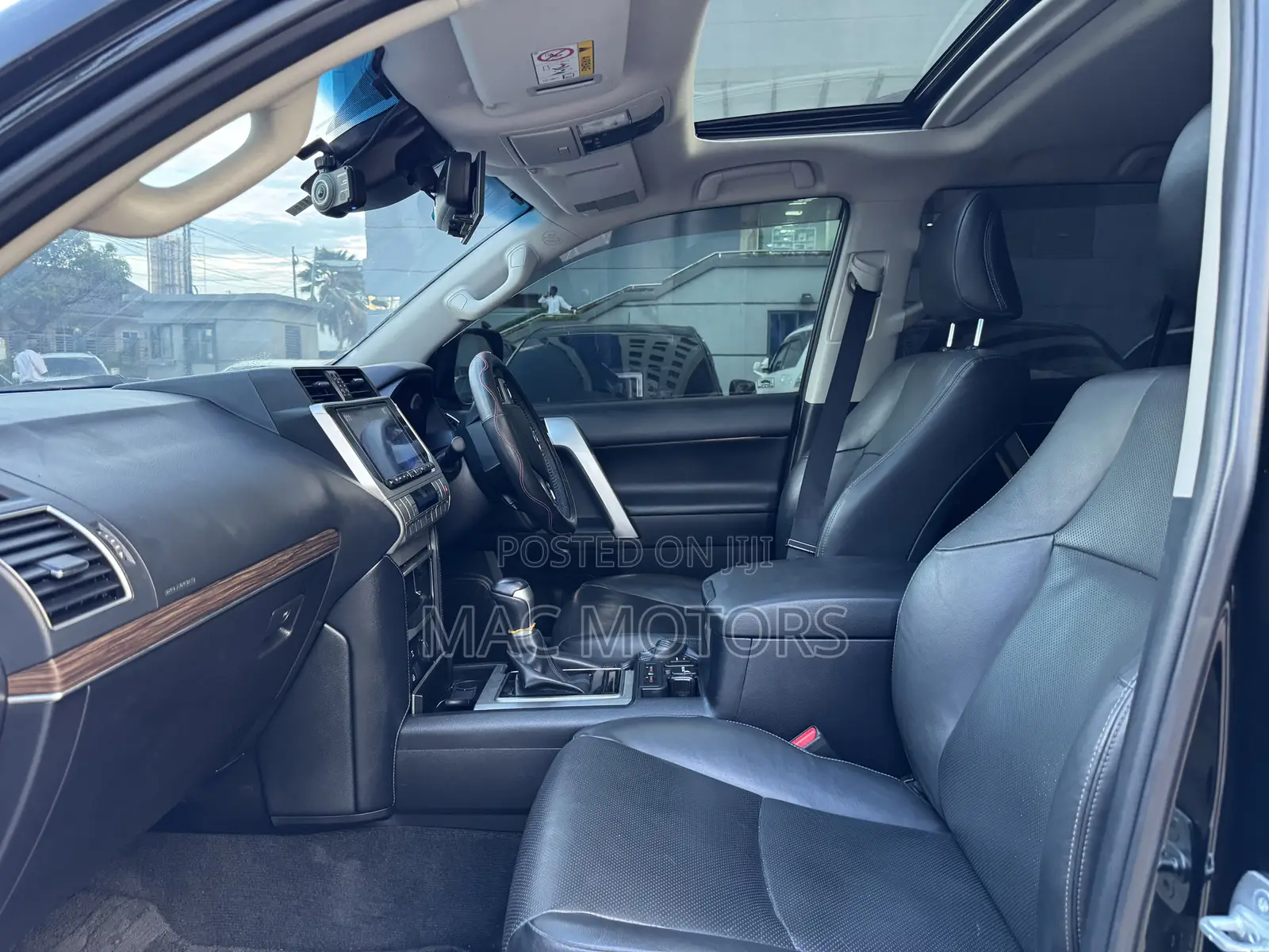 Toyota Land Cruiser Prado 2.8 2018 Matt Black