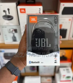 JBL Clip 4