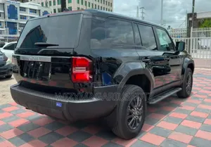 Toyota Land Cruiser Prado 2023 Matt Black