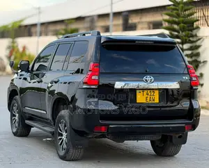 Toyota Land Cruiser Prado 2020 Black